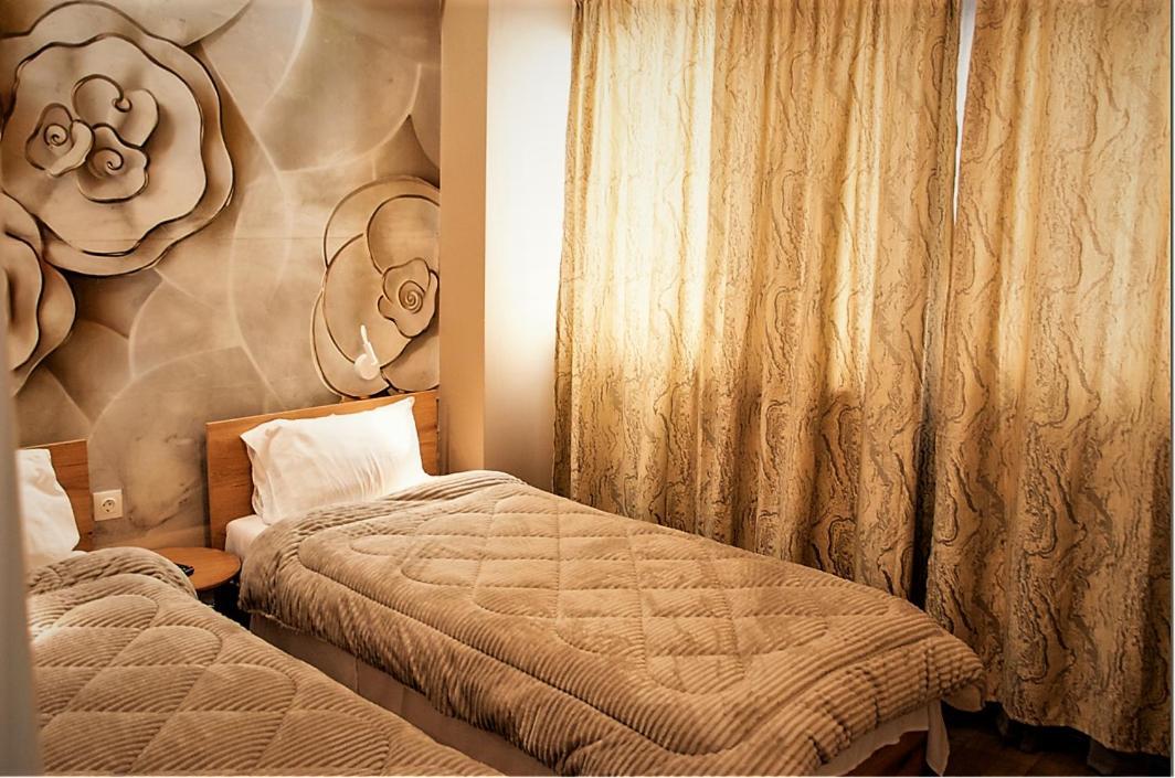 Jukebox Suite 2 Bedrooms - Big Balcony سالونيك المظهر الخارجي الصورة