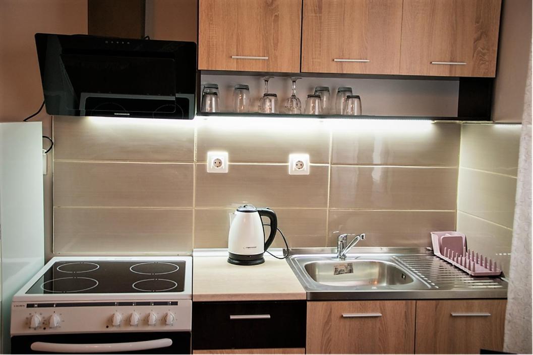 Jukebox Suite 2 Bedrooms - Big Balcony سالونيك المظهر الخارجي الصورة