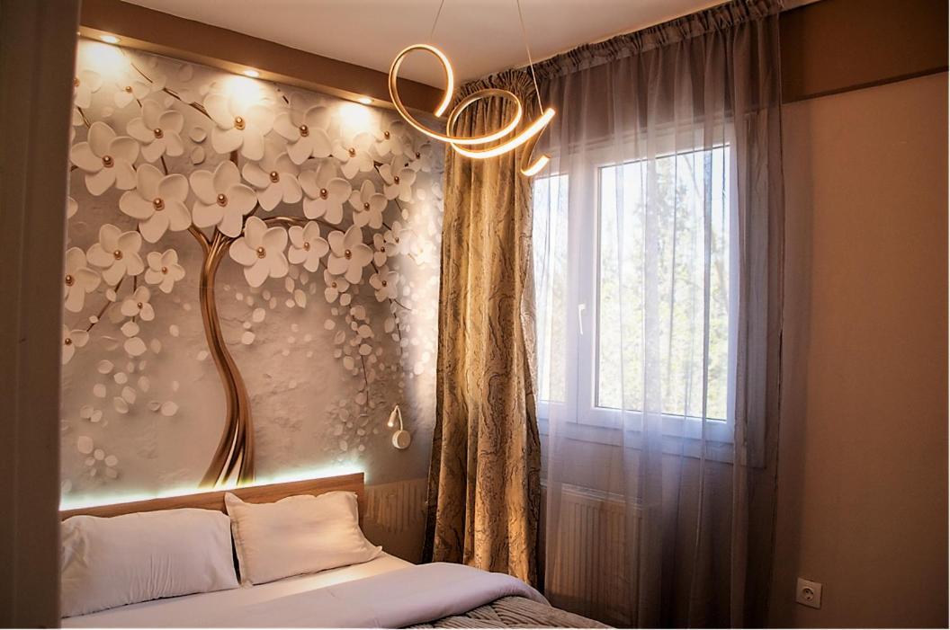 Jukebox Suite 2 Bedrooms - Big Balcony سالونيك المظهر الخارجي الصورة