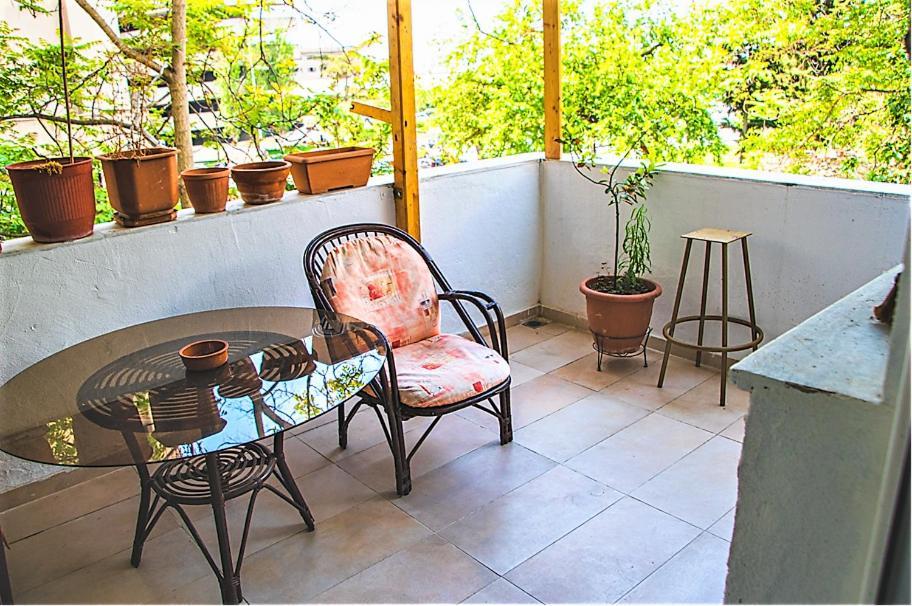 Jukebox Suite 2 Bedrooms - Big Balcony سالونيك المظهر الخارجي الصورة