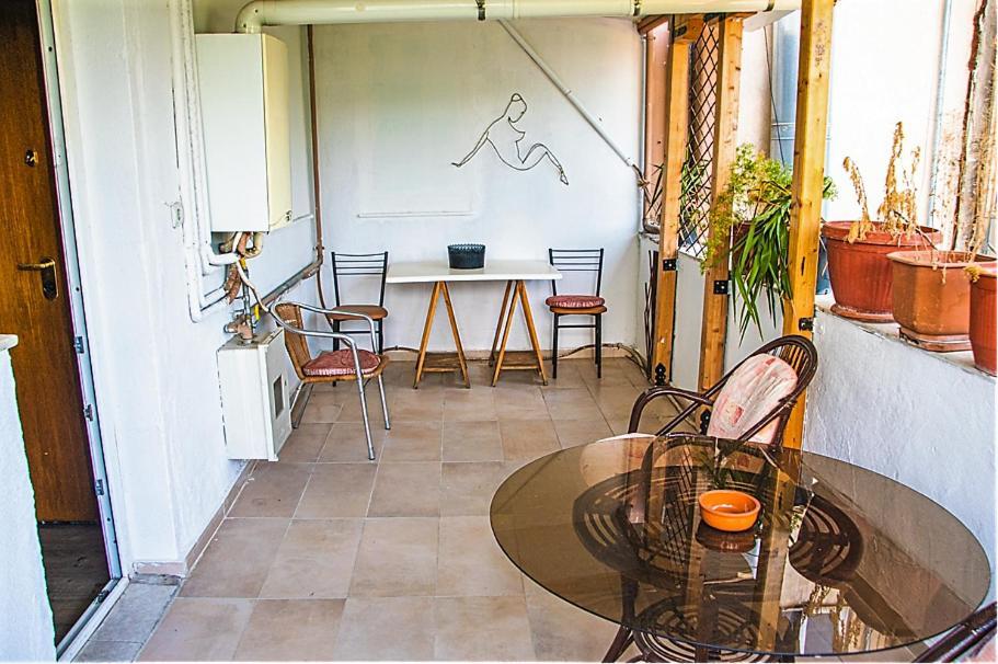 Jukebox Suite 2 Bedrooms - Big Balcony سالونيك المظهر الخارجي الصورة